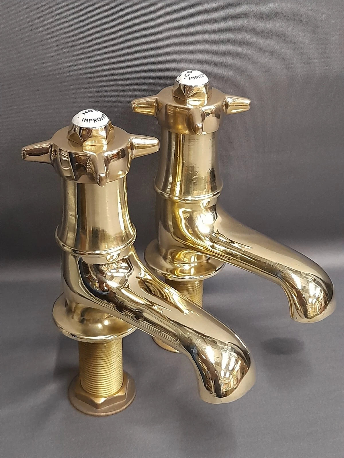 Brass Bath Taps Long 10 cm Reach Spout Fully Refurbed Stunning Bathroom Taps