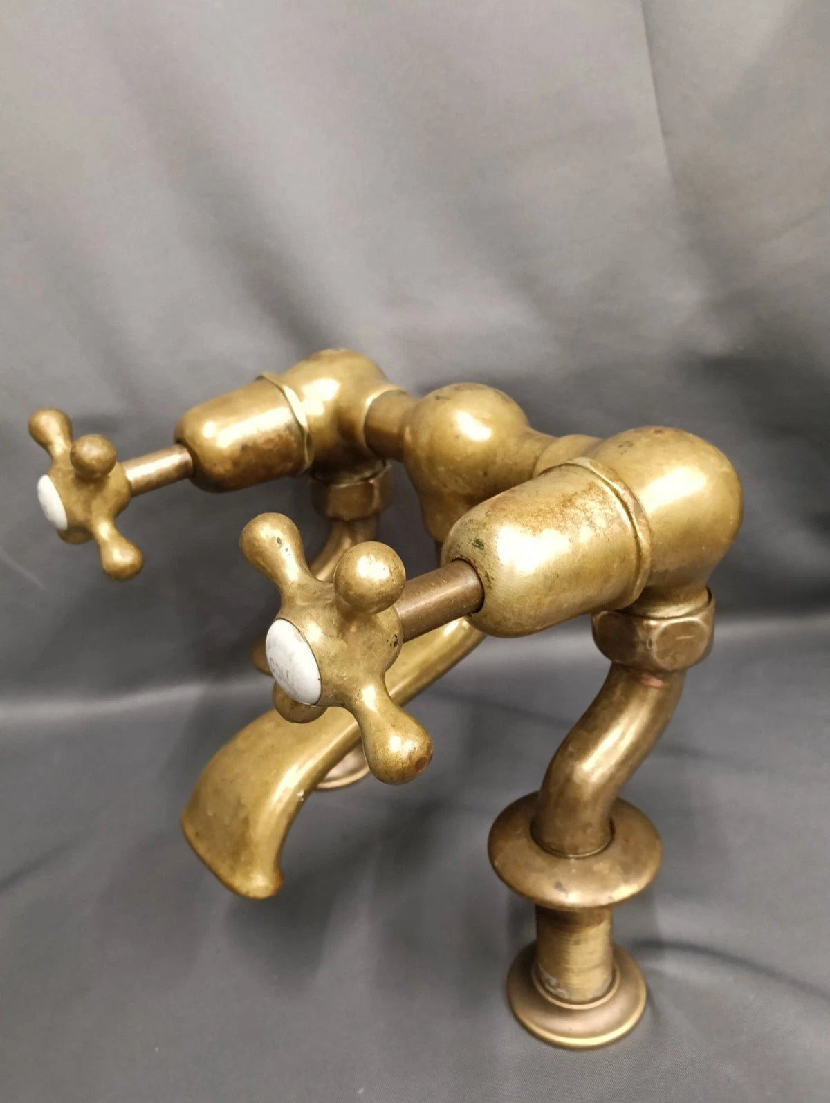 Aged Brass Bath Filler Taps, Reclaimed & Fully Reconditioned Taps