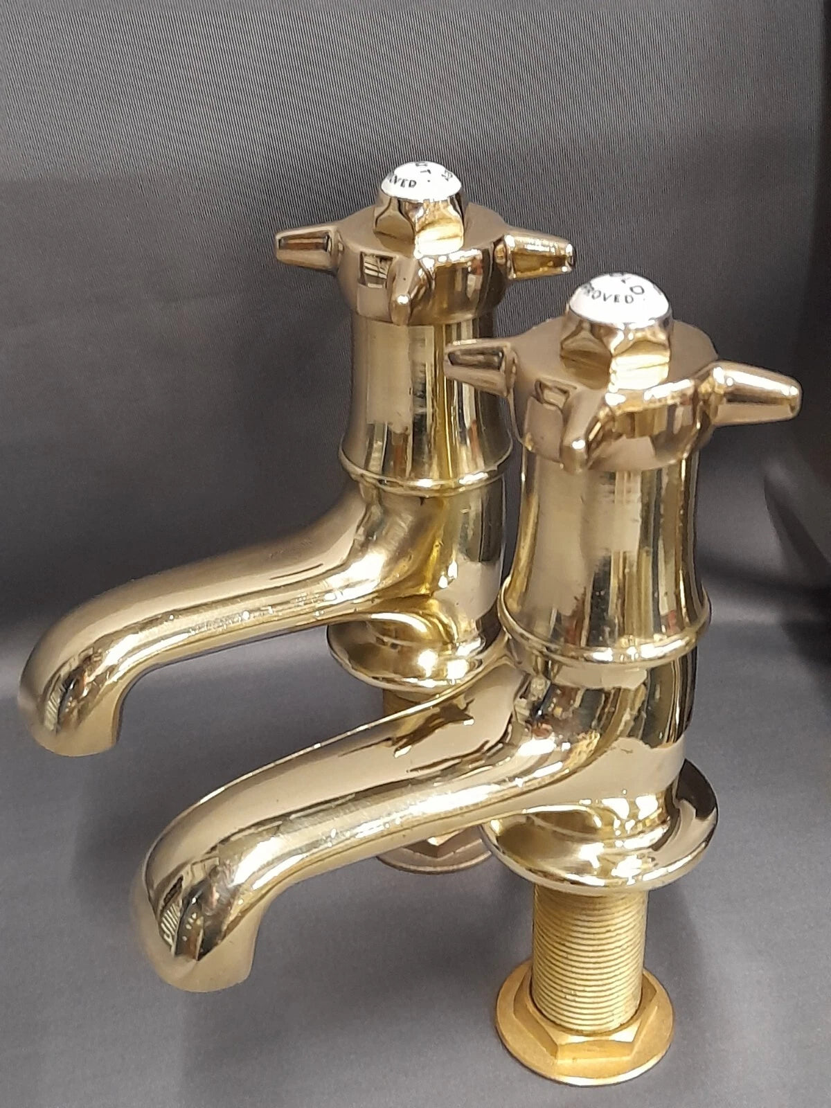 Brass Bath Taps Long 10 cm Reach Spout Fully Refurbed Stunning Bathroom Taps