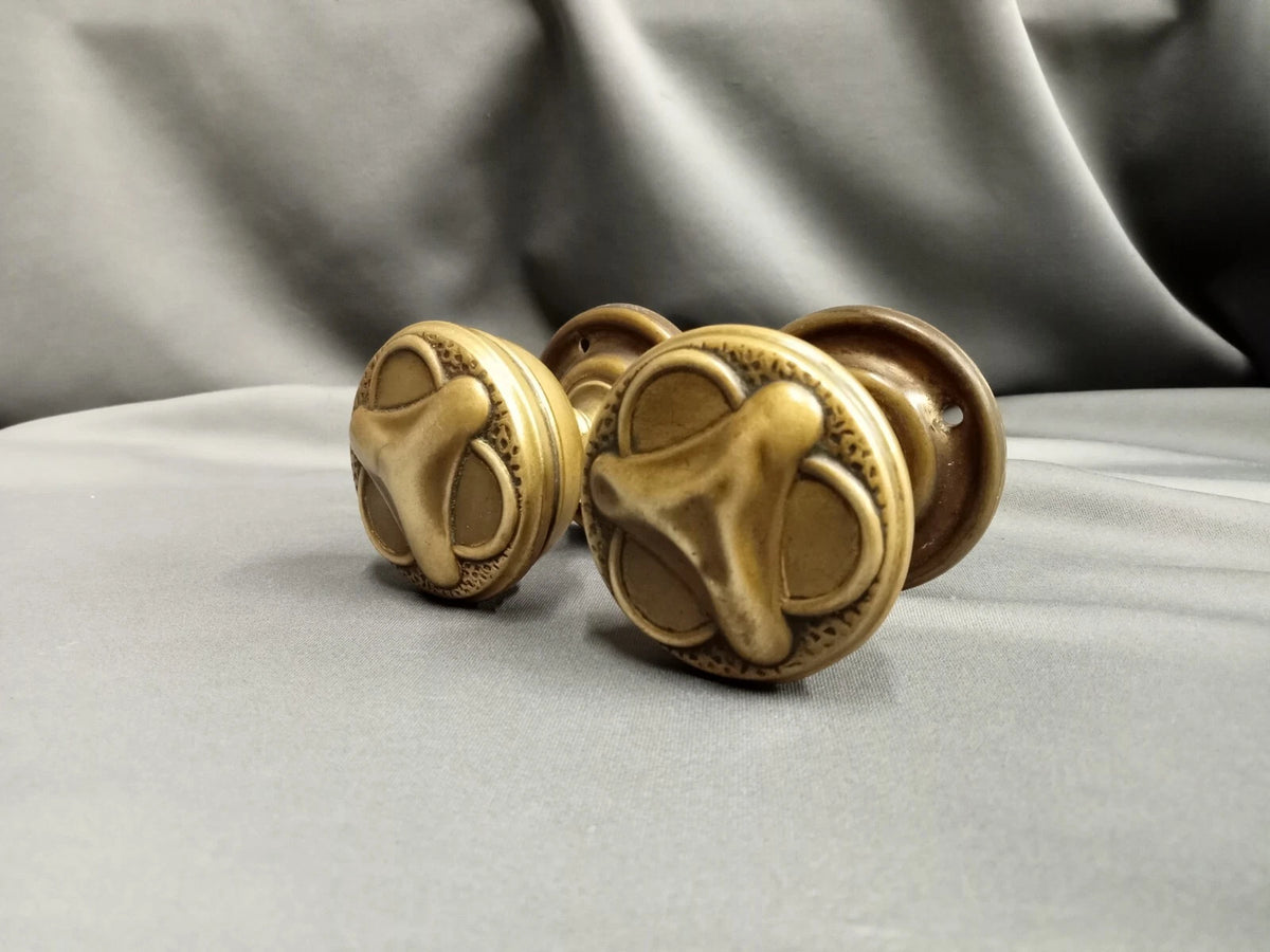 Stunning Brass Ornate Vintage Reclaimed Door Knobs / Pulls