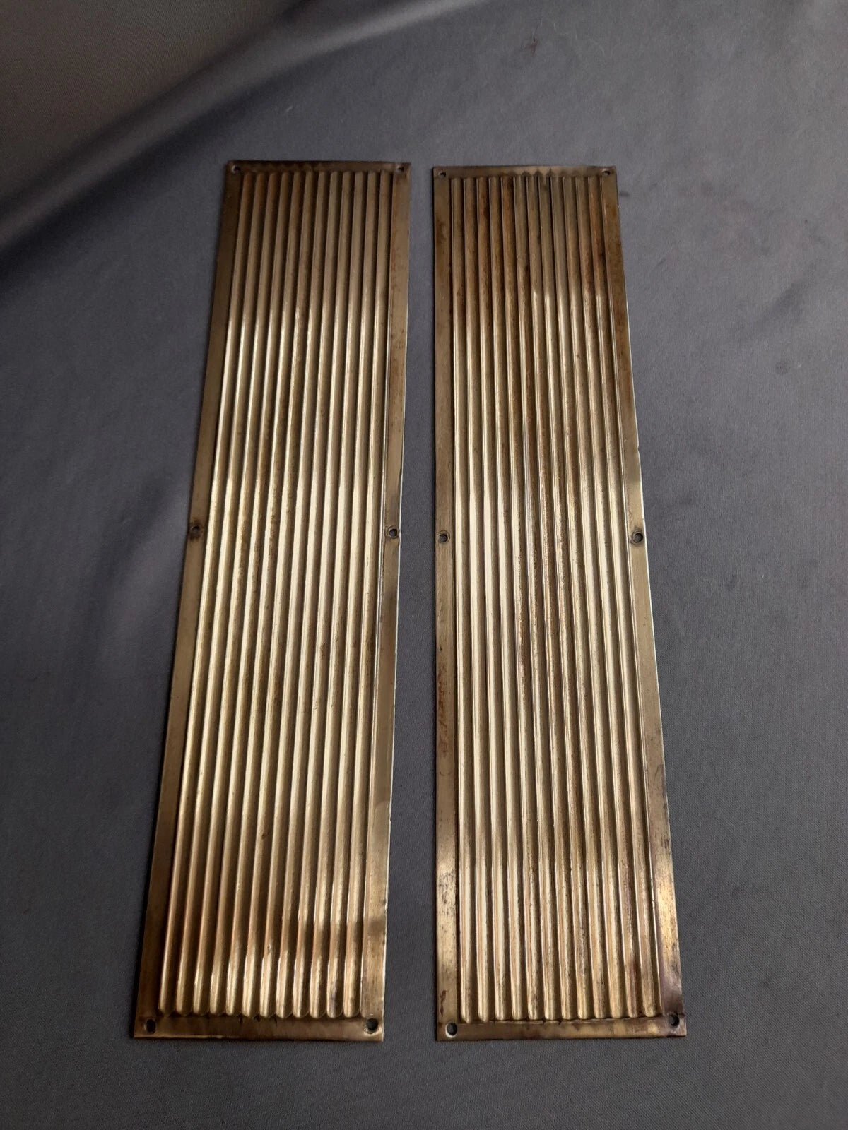 2 Large Stunning Brass Reeded Door Finger Plates  31 cm x 7 cm