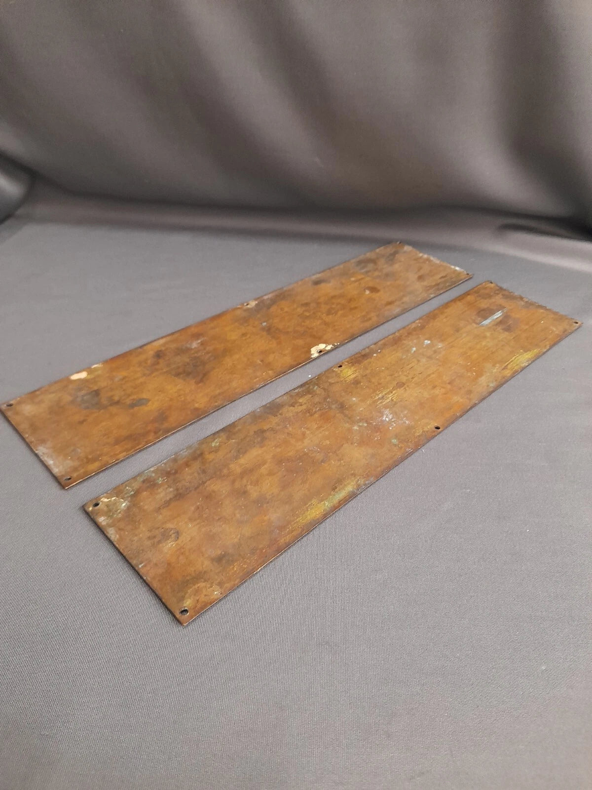 2 Large Stunning Brass Reeded Door Finger Plates  31 cm x 7 cm