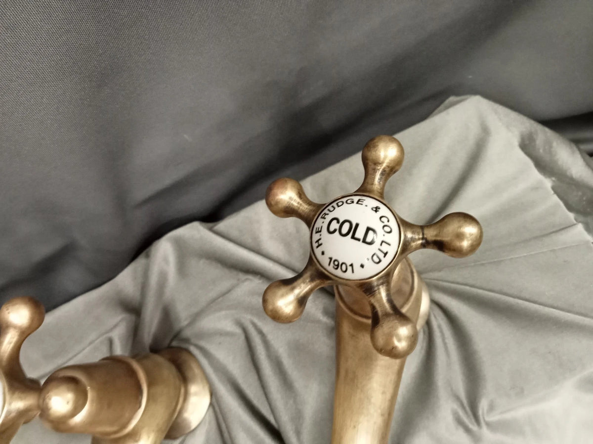Basin Taps Patina Brass Bathroom Basin Taps Reclaimed Refurbed 10 cm Spout D1