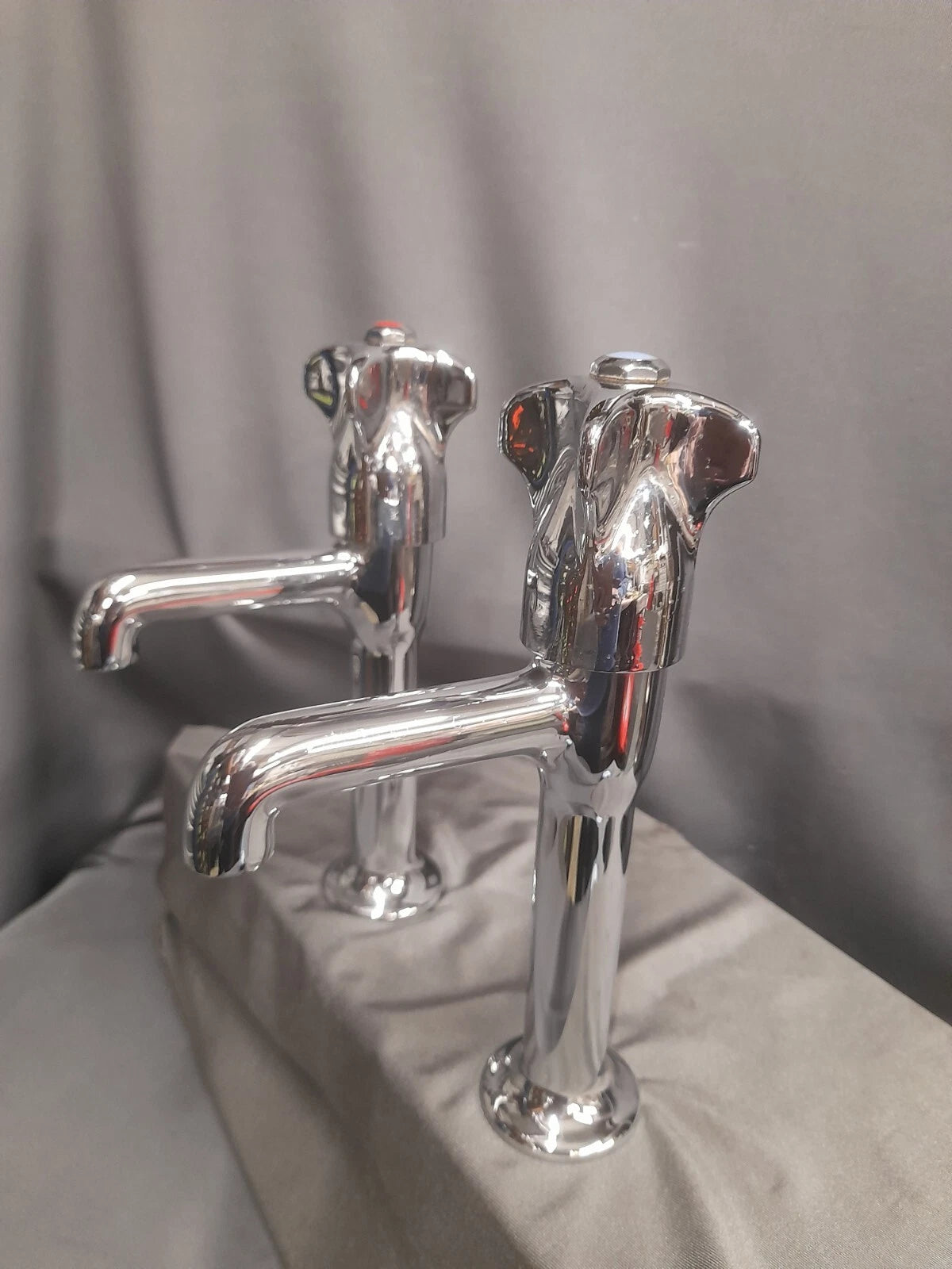 Chrome Pillar Taps Ideal Belfast Kitchen Taps, Reclaimed, Refurbed 10 cm Spout