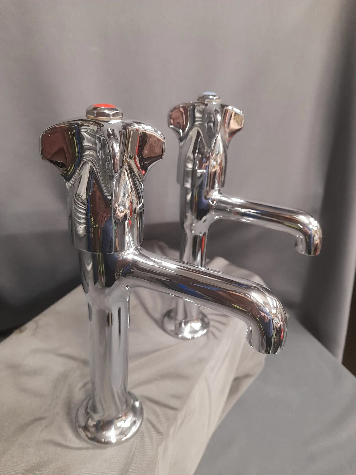 Chrome Pillar Taps Ideal Belfast Kitchen Taps, Reclaimed, Refurbed 10 cm Spout
