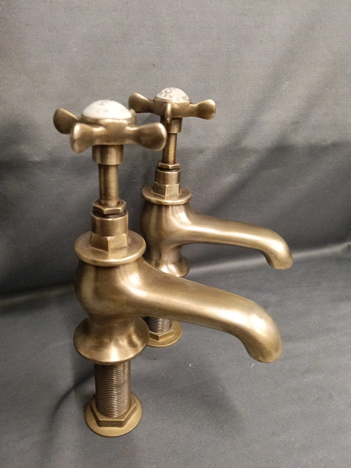 H. E. Rudge Bath Taps Aged Brass  Refurbed 10 cm Spout