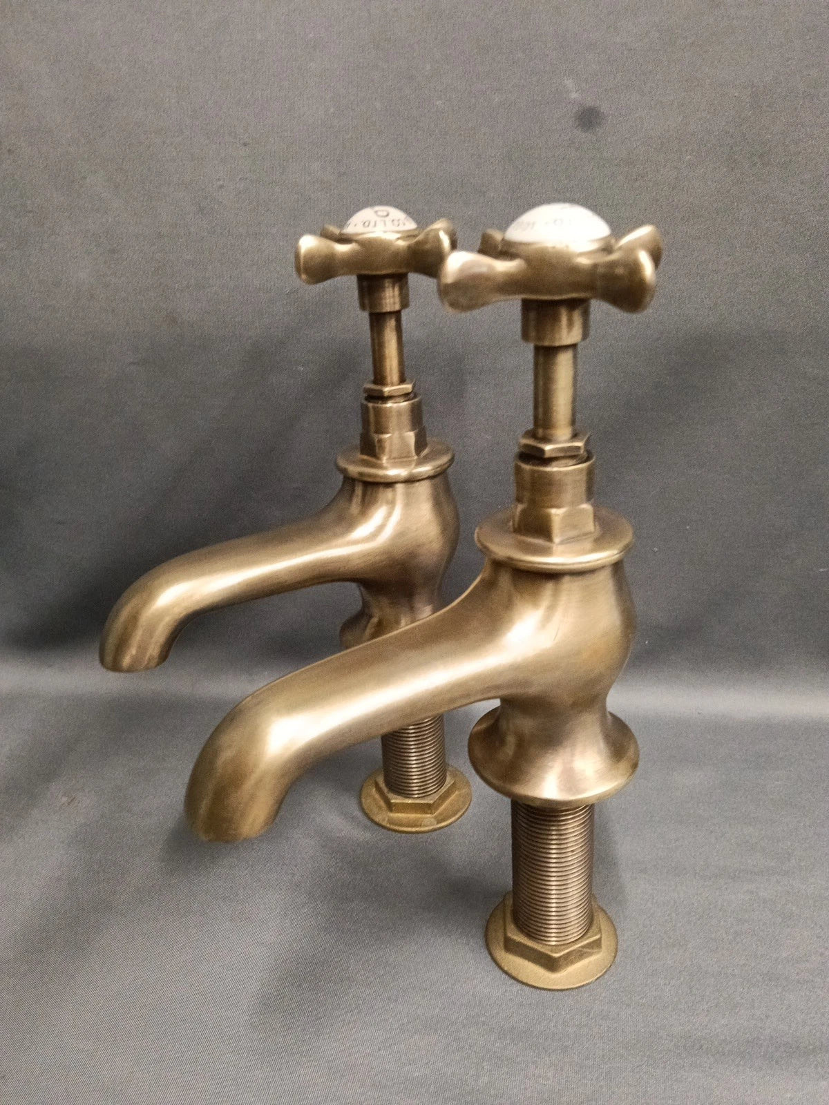 H. E. Rudge Bath Taps Aged Brass  Refurbed 10 cm Spout
