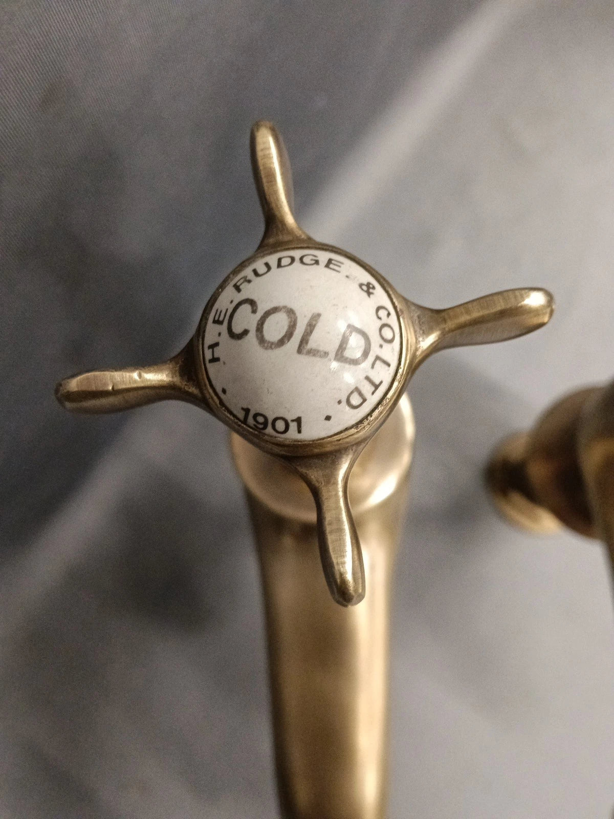 H. E. Rudge Bath Taps Aged Brass  Refurbed 10 cm Spout