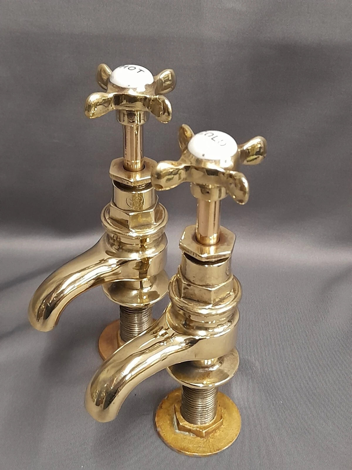 Brass Basin Taps Reclaimed & Fully Refurbished Taps, Ideal Bathroom Basin D4