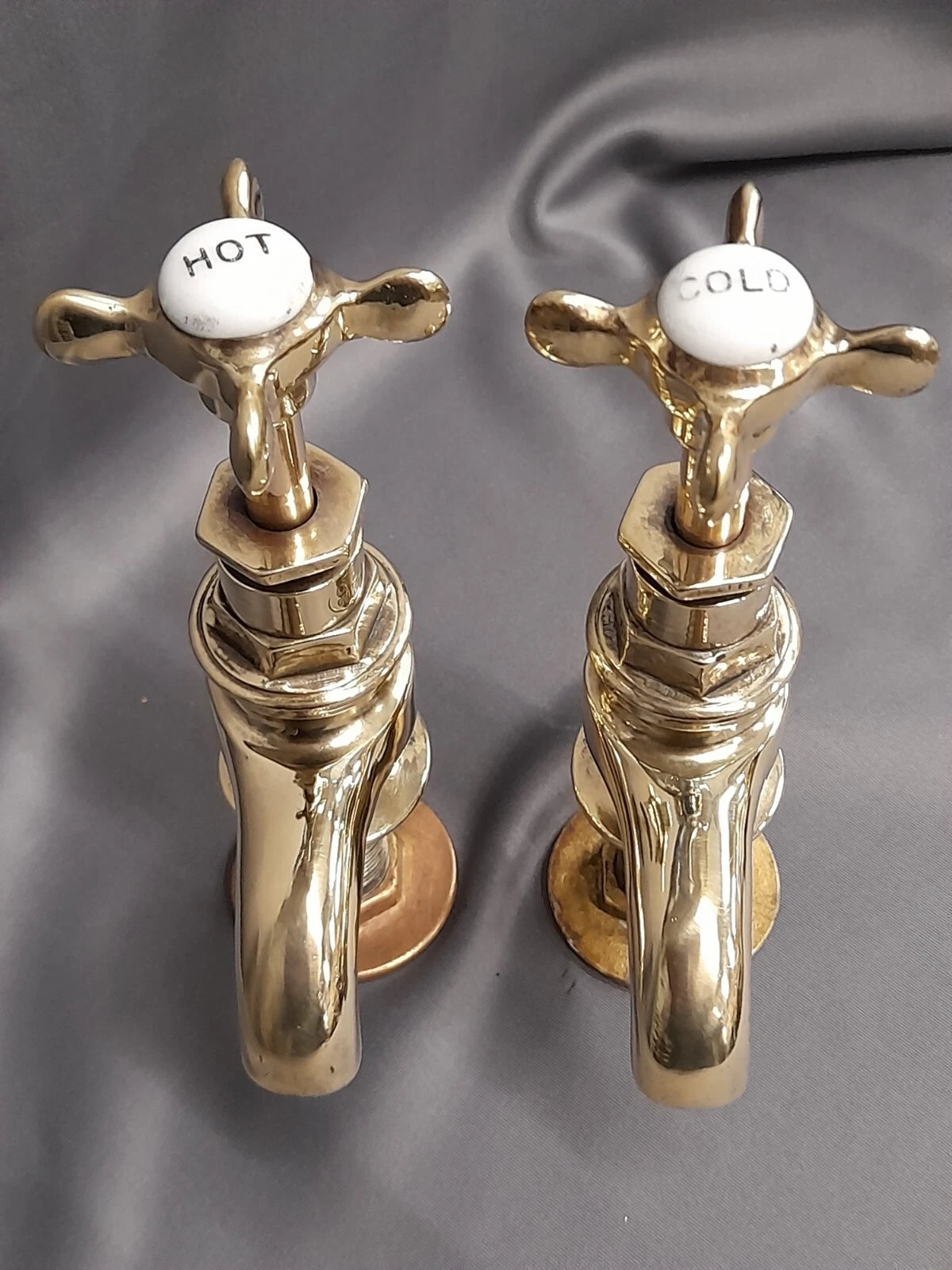 Brass Basin Taps Reclaimed & Fully Refurbished Taps, Ideal Bathroom Basin D4