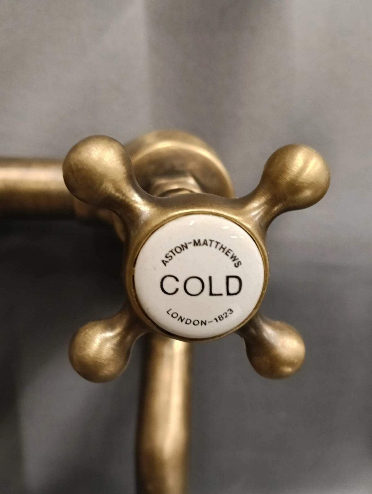 ASTON MATTHEWS AGED BRASS BATH SHOWER MIXER TAP RECLAIMED RECONDITIONED