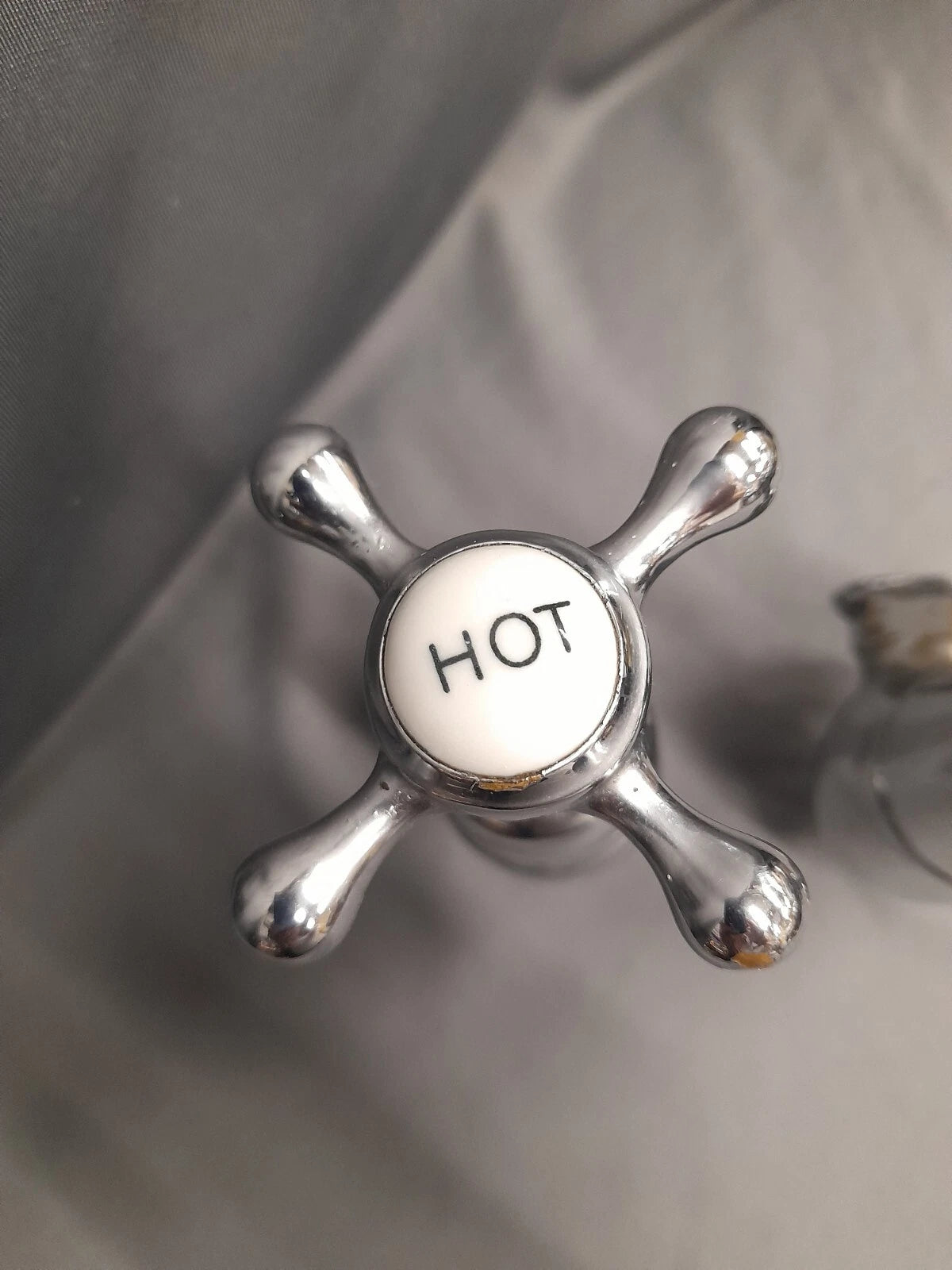 Chrome Globe Taps Fully  Refurbished, Bath Mounted Taps