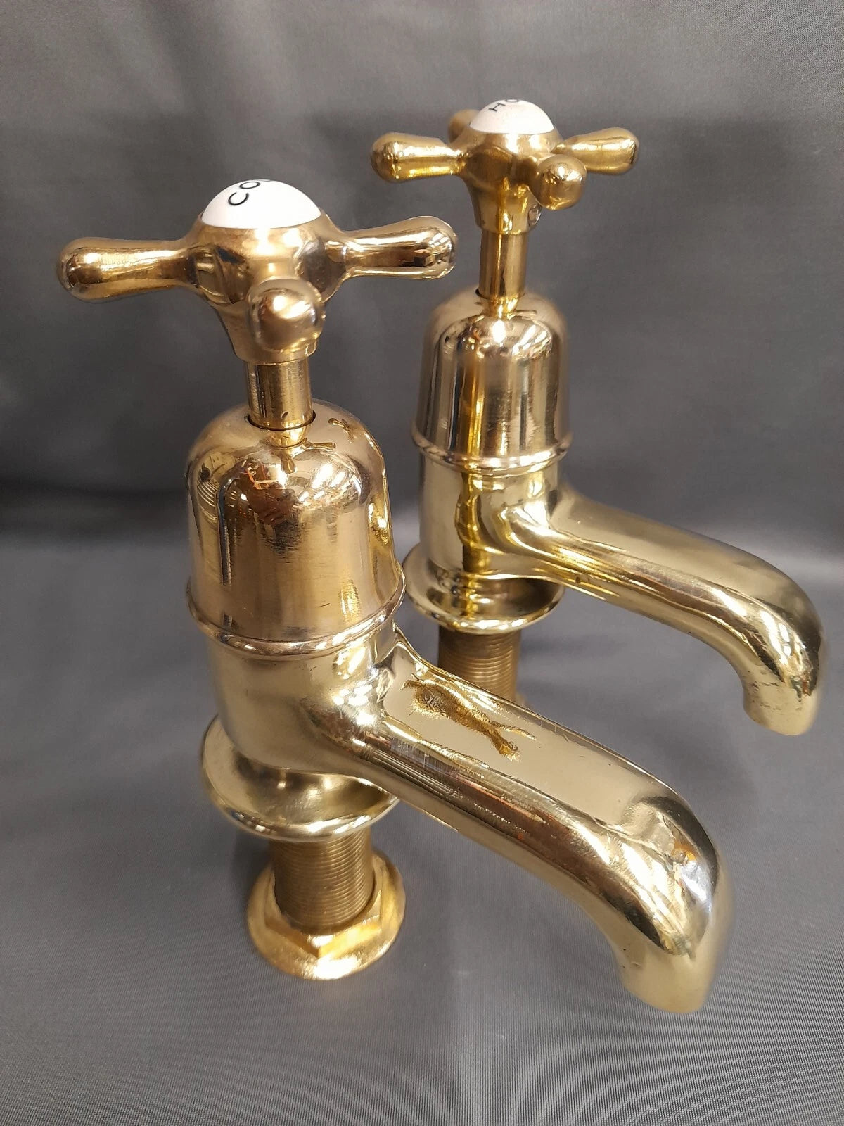 Brass Bath Taps Long 9 cm Reach Spout, Reclaimed Fully Refurbished Bath Taps