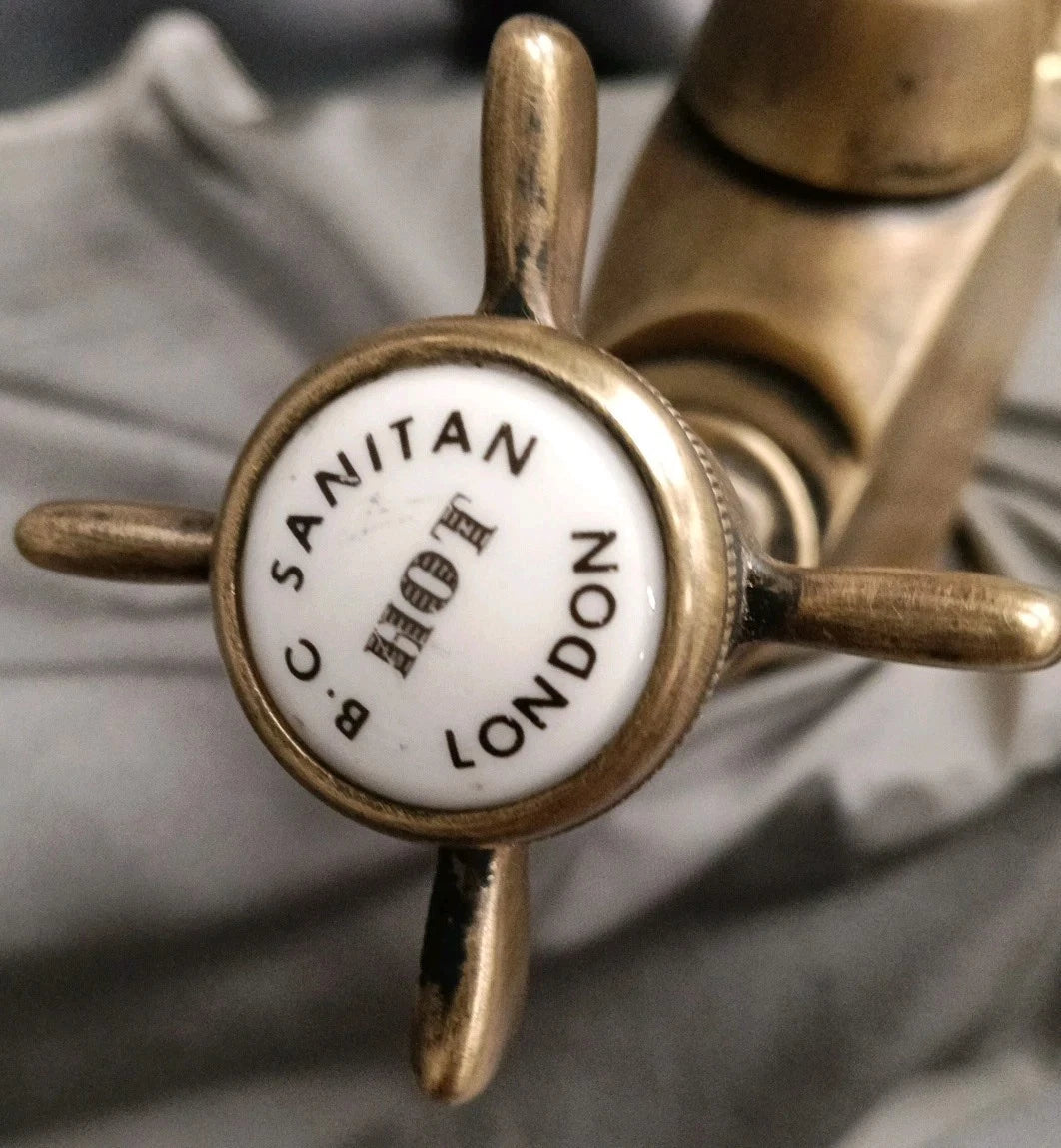 Kitchen Mixer,Aged Brass Mono Mixer Tap Ideal Belfast Sink, Fully Reconditioned